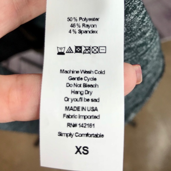 BNWT Soft cozy long cardigan sweater with  pockets - Picture 7 of 8